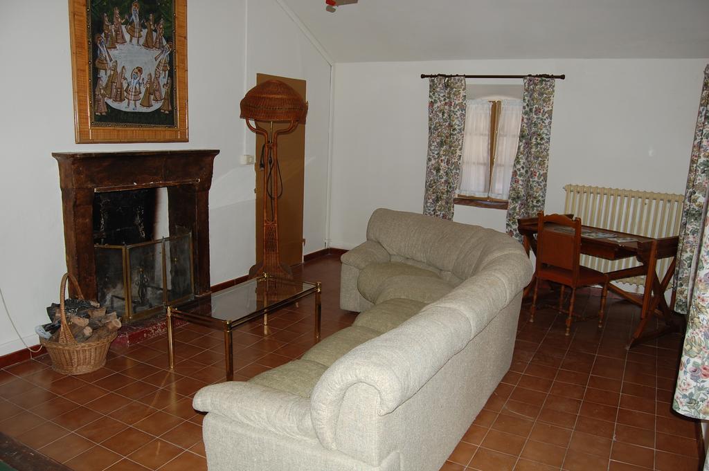 Agriturismo Cavazzone Regnano  Exteriör bild